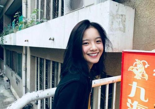 娱乐圈李庚希吃瓜视频,娱乐圈幕后真相大揭秘